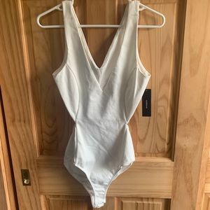 NWT Lulus white bodysuit